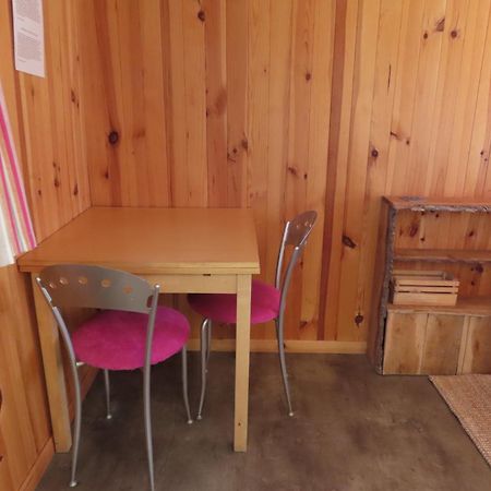 Cosy Cabane Montbrun-Bocage Exterior foto