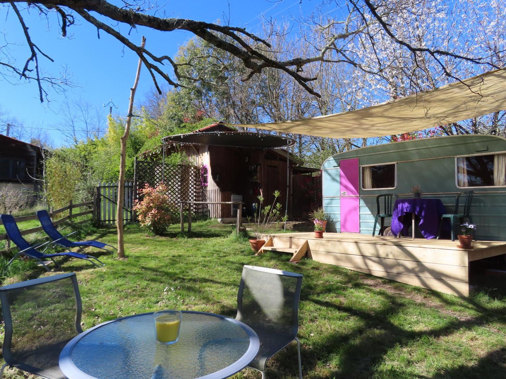 Cosy Cabane Montbrun-Bocage Exterior foto