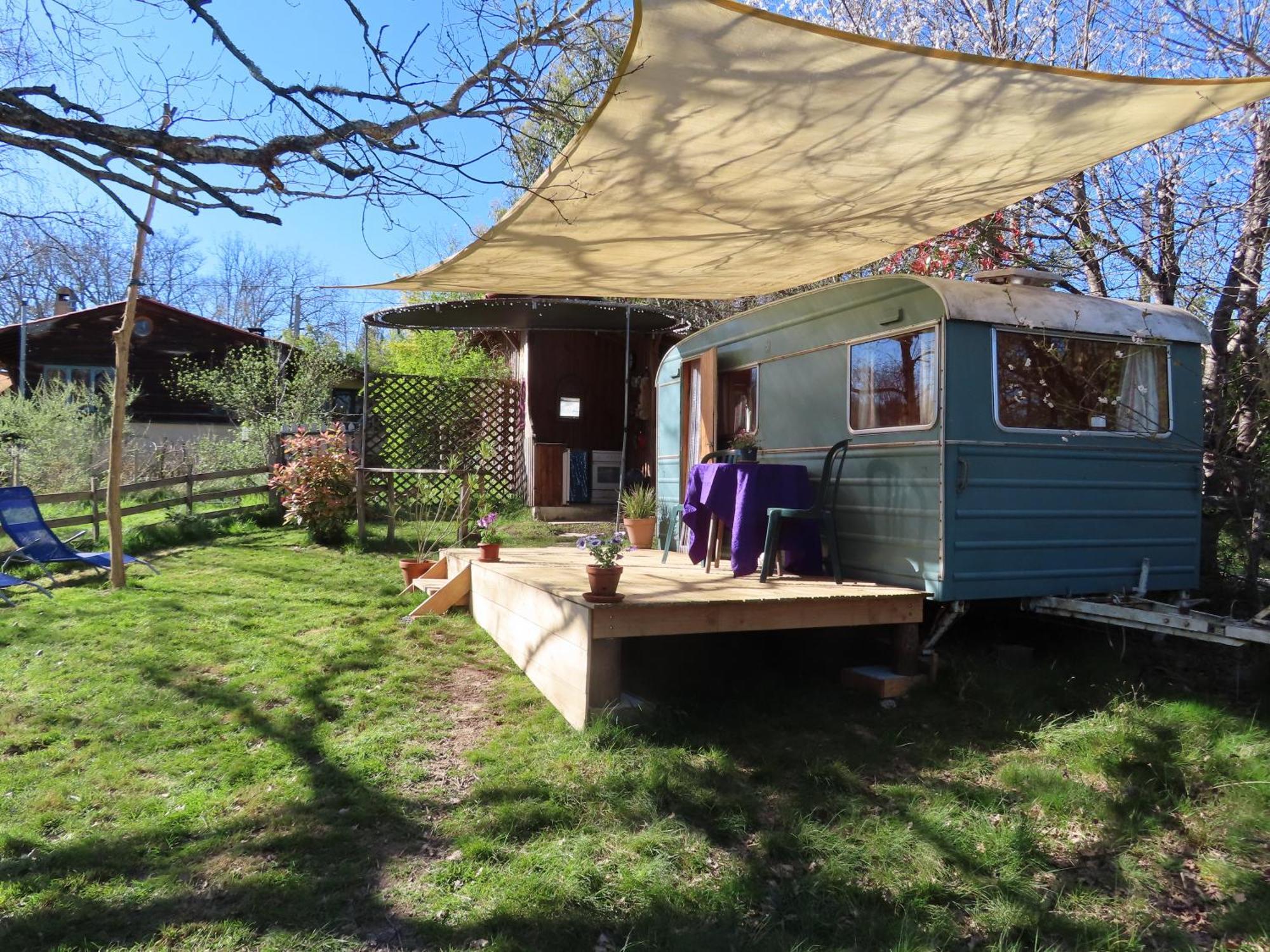 Cosy Cabane Montbrun-Bocage Exterior foto